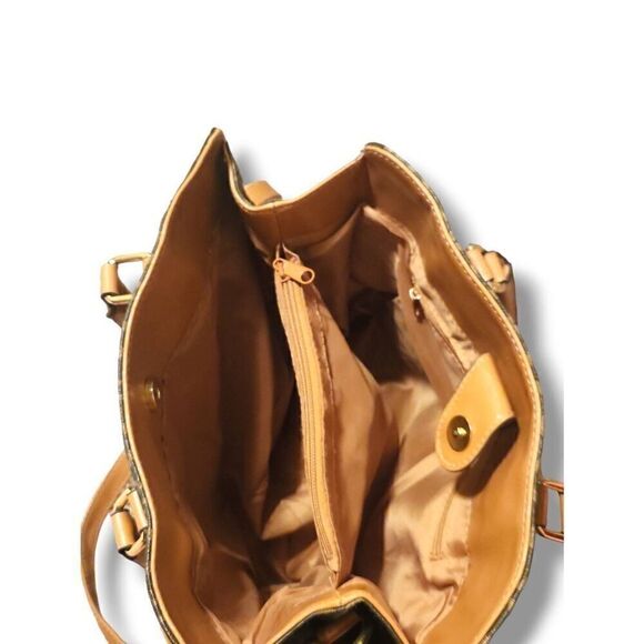 Women's Brown Lock & Key Charm Gold Hardware Multi-Compartment Shoulder Bag - Picture 3 of 5